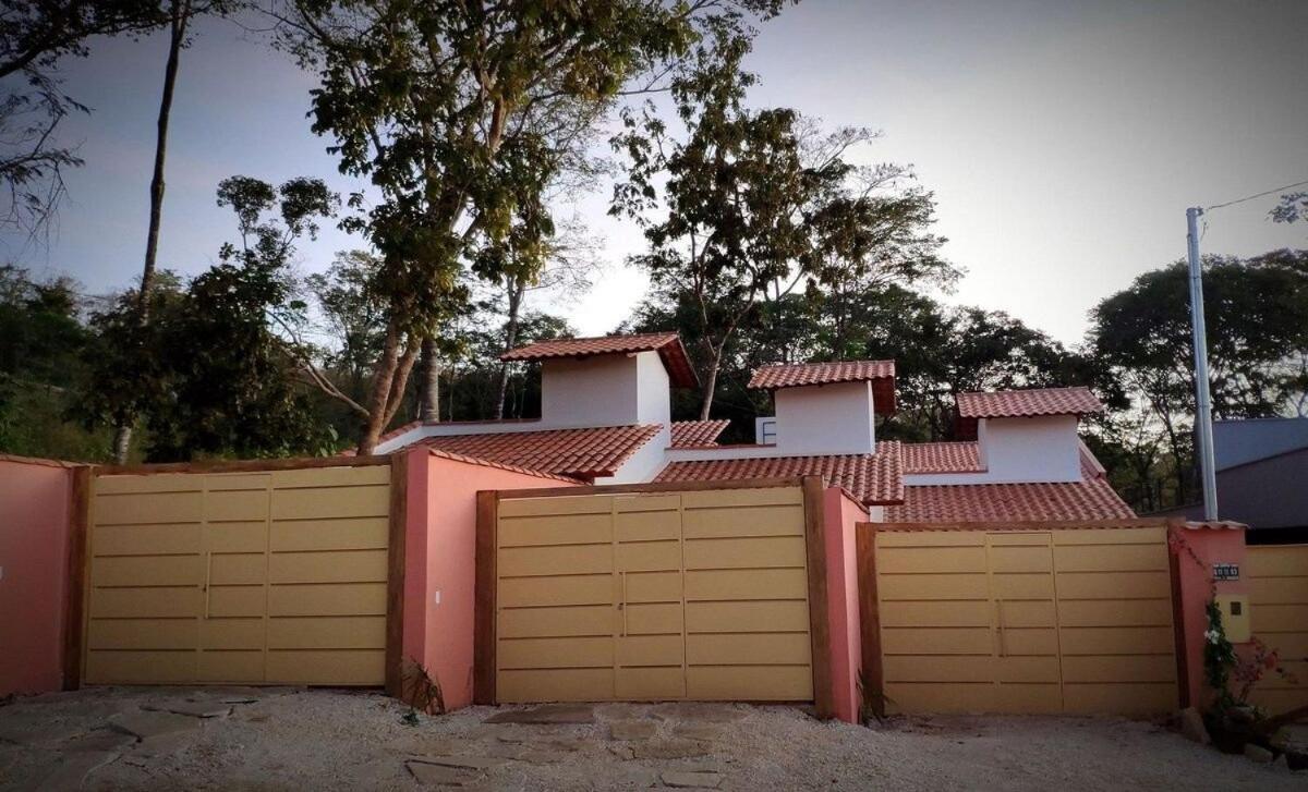 Villa Bangalo Com Bistro 02 Pirenópolis Exterior foto
